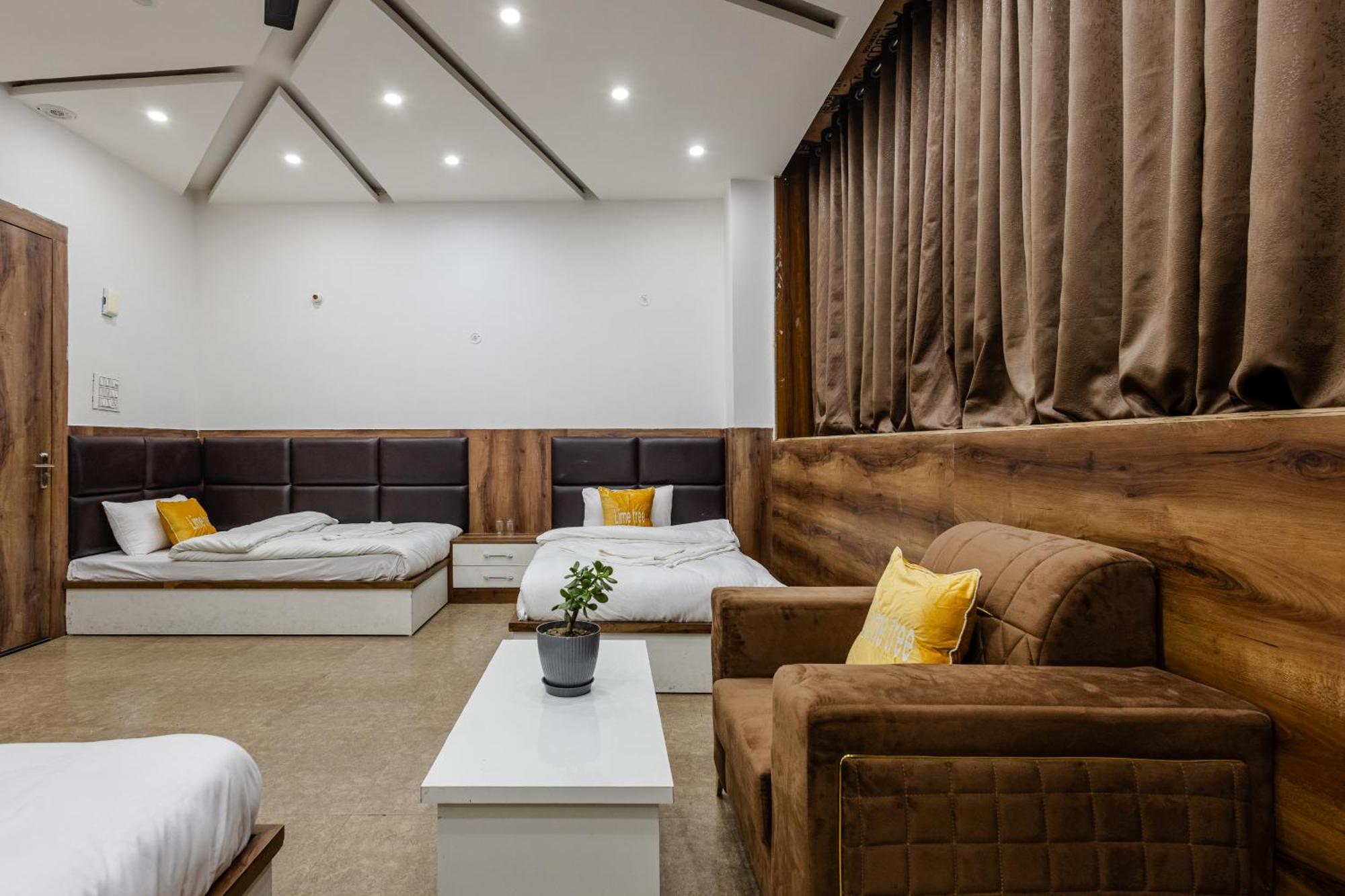 Lime Tree Hotel And Banquet Vrindavan Ngoại thất bức ảnh