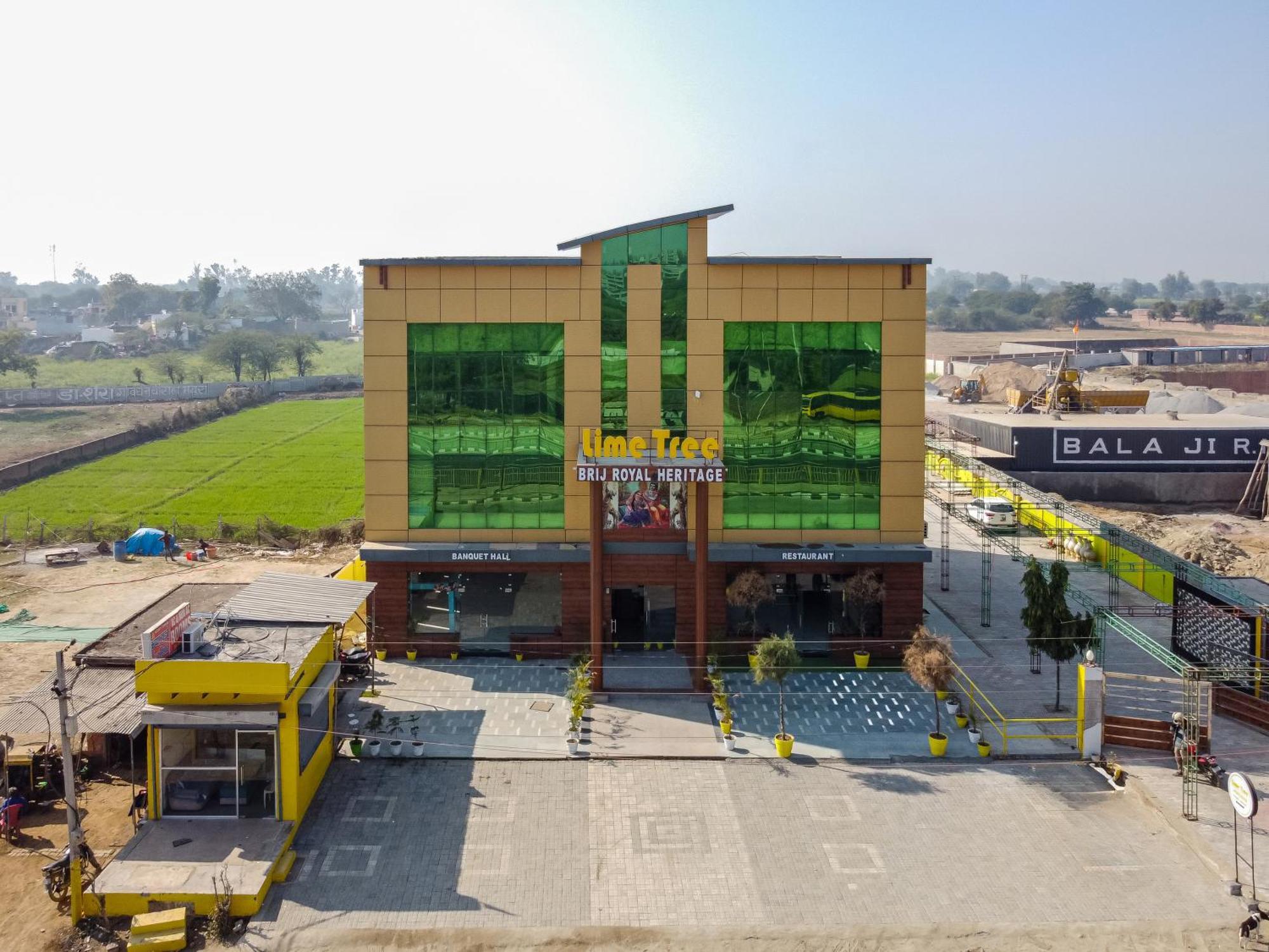 Lime Tree Hotel And Banquet Vrindavan Ngoại thất bức ảnh