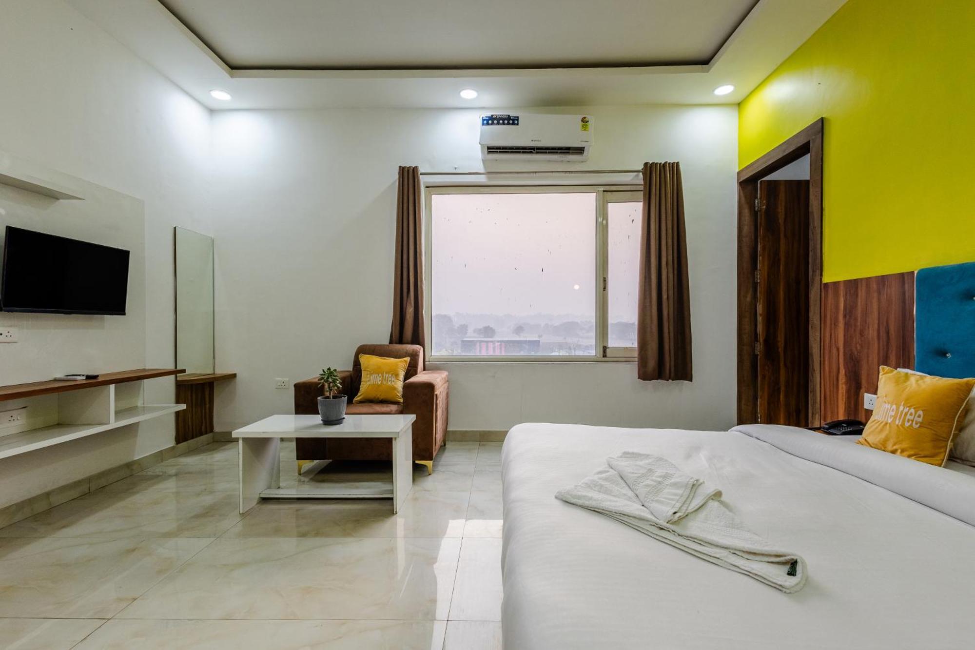 Lime Tree Hotel And Banquet Vrindavan Ngoại thất bức ảnh