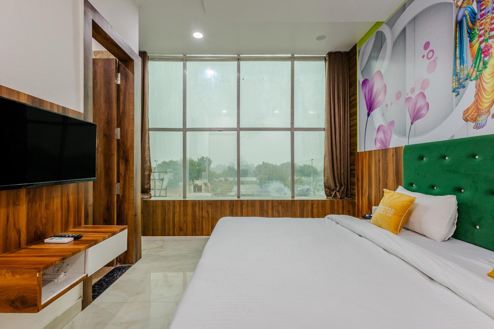 Lime Tree Hotel And Banquet Vrindavan Ngoại thất bức ảnh