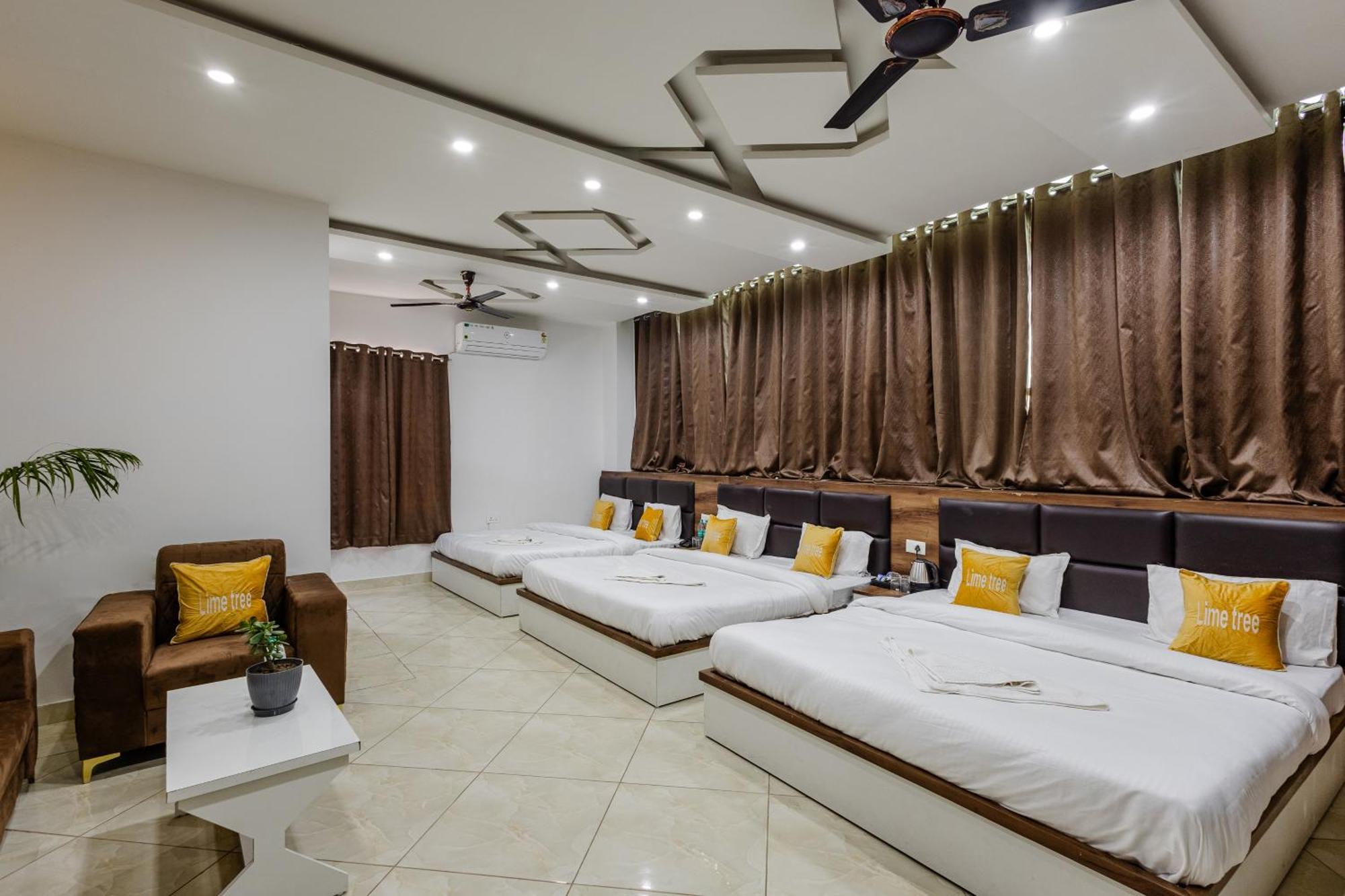 Lime Tree Hotel And Banquet Vrindavan Ngoại thất bức ảnh