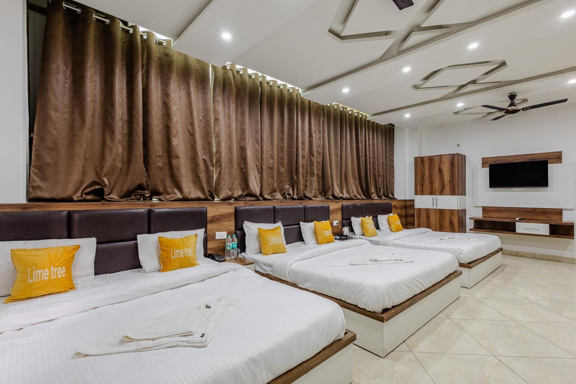 Lime Tree Hotel And Banquet Vrindavan Ngoại thất bức ảnh